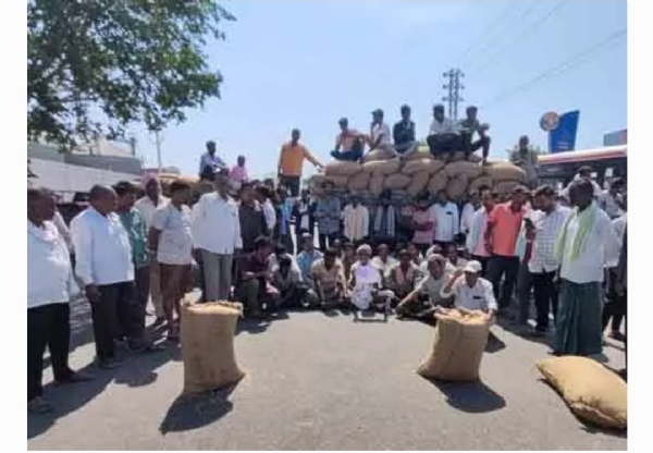 Farmers protest