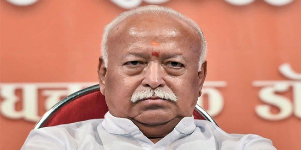 మోహన్ భగవత్ ప్రయాణిస్తున్న రైలుపై రాళ్లదాడి: ఇద్దరు నిందితులను అరెస్ట్ చేసిన యూపీ పోలీసులు