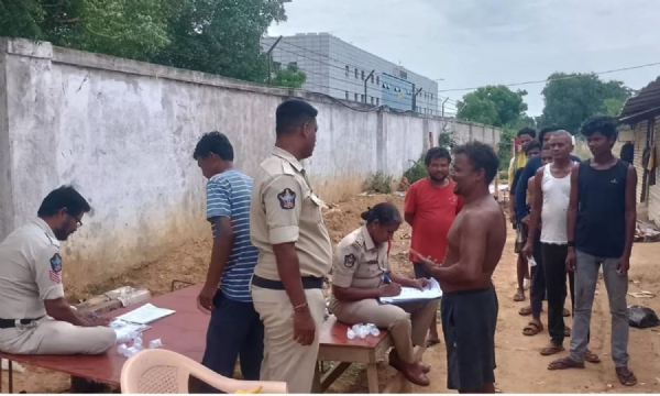 మాదకద్రవ్యాల నిర్మూలన కోసం కార్మికులకు ప్రత్యేక తనిఖీలు మాదకద్రవ్యాల నిర్మూలన కోసం కార్మికులకు ప్రత్యేక తనిఖీలు