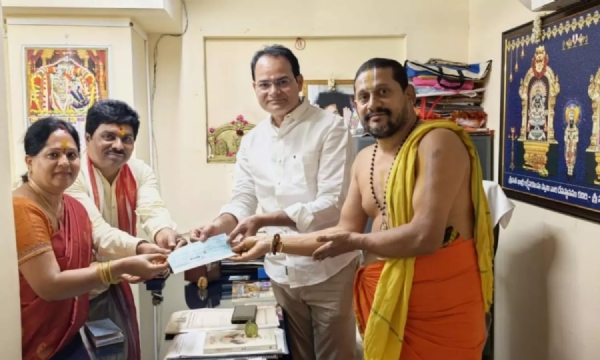 కదిరి నారసింహుడి అన్నదానానికి లక్ష రూపాయల విరాళం!