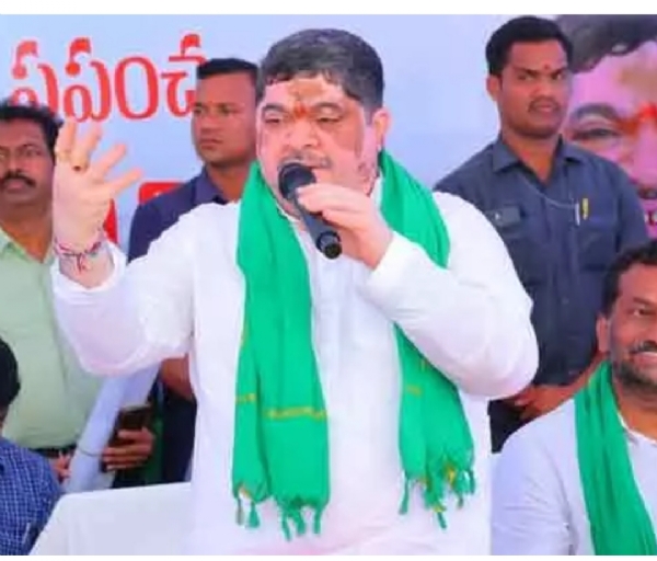 Ponnam Ponnam