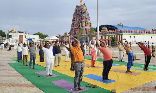 /yoga-festival-held-at-kasapuram-nettikanti-anjaneya-swamy-temple /yoga-festival-held-at-kasapuram-nettikanti-anjaneya-swamy-temple