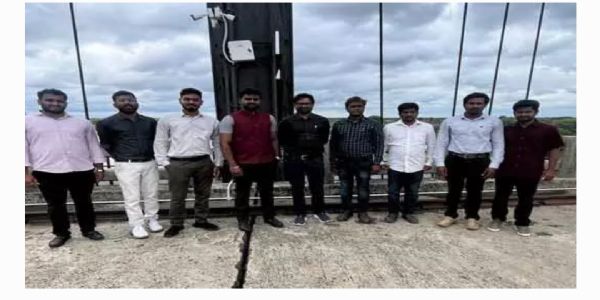 సుప్రీంకోర్టు ఆదేశాల మేరకు బాబ్లీ ప్రాజెక్ట్ గేట్లను ఎత్తివేసిన మహారాష్ట్ర ప్రభుత్వం