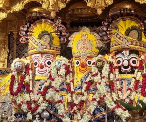 Water procession today before Rath Yatra, royal water abhisheka of Lord Jagannath with 108 kalash Water procession today before Rath Yatra, royal water abhisheka of Lord Jagannath with 108 kalash
