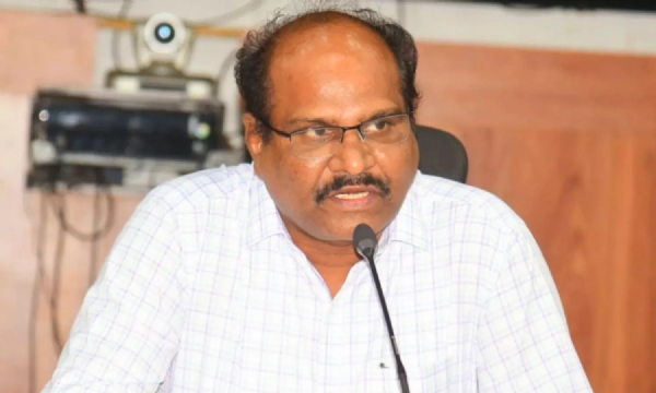 ధరల పర్యవేక్షణ కమిటీ సమావేశంలో నిత్యావసర వస్తువుల ధరల నియంత్రణపై కీలక నిర్ణయం ధరల పర్యవేక్షణ కమిటీ సమావేశంలో నిత్యావసర వస్తువుల ధరల నియంత్రణపై కీలక నిర్ణయం