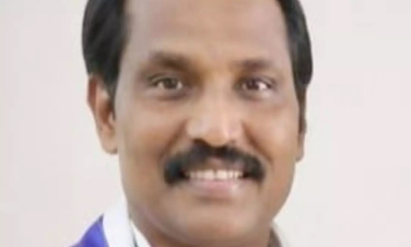 kurnool-minister-satyakumar-wins-hearts-with-simplicity-