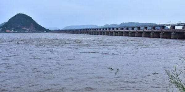 నేడు శ్రీశైలానికి కృష్ణమ్మ!జూరాల విద్యుత్కేంద్రం నుంచి 30 వేల క్యూసెక్కులు విడుదల