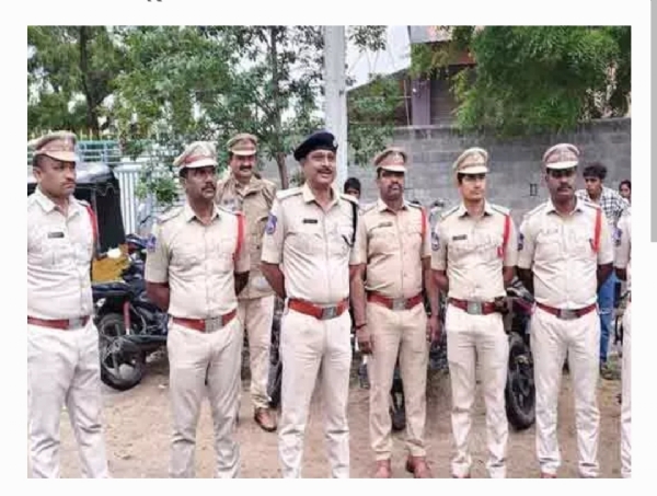Police Police