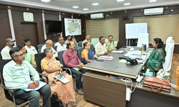 కర్నూలు జిల్లాలో బాలకార్మిక నిర్మూలనకు చర్యలు: కలెక్టర్ సిరి కర్నూలు జిల్లాలో బాలకార్మిక నిర్మూలనకు చర్యలు: కలెక్టర్ సిరి