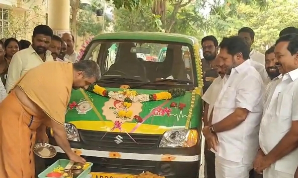 palamaner-mla-amarnath-reddy-launches-thallibidda-express-vehicles