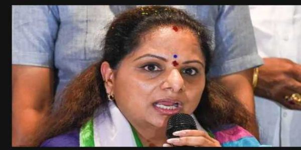 చరిత్ర తెలుసుకున్న వాళ్లే భవిష్యత్తును నిర్మించగలరు: కవిత