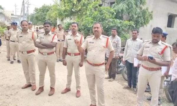 వేగినాటి కోటయ్య కాలనీలో పోలీసుల కార్డన్ సెర్చ్!