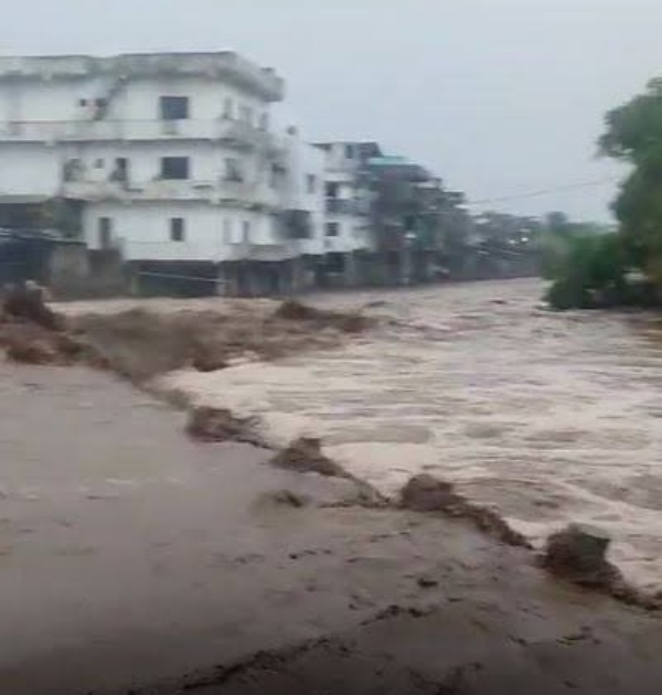 Four and a half inches of rain in two hours in Sagbara-Garudeshwar of Narmada district Four and a half inches of rain in two hours in Sagbara-Garudeshwar of Narmada district
