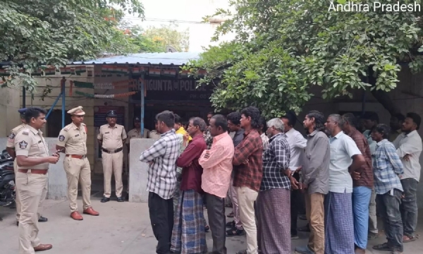 అనుమానిత వ్యక్తులకు కౌన్సెలింగ్ కార్యక్రమం అనుమానిత వ్యక్తులకు కౌన్సెలింగ్ కార్యక్రమం