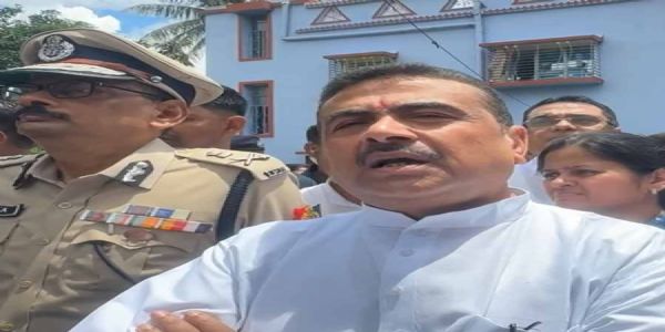 మెస్సీ అభిమానులకు సీఎం గుడ్ న్యూస్.. 33 వేల మందికి టికెట్ డబ్బులు వాపస్