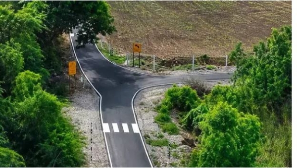 /development-races-ahead-in-the-villages-of-the-seema-region-581908