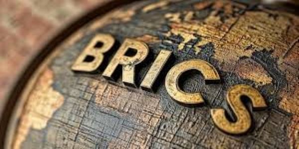 బ్రిక్స్ (BRICS) సదస్సుకు హాజరుకావాల్సిందిగా బంగ్లాదేశ్ ప్రధానికి భారత్ ఆహ్వానం