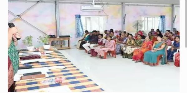 నారాయణపేట చేనేతకు దేశ, విదేశాల్లో ప్రత్యేక గుర్తింపు: కలెక్టర్