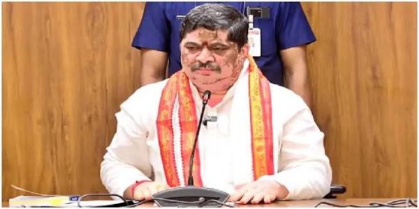 విద్యార్థుల మృతి పట్ల మంత్రి పొన్నం దిగ్భ్రాంతి