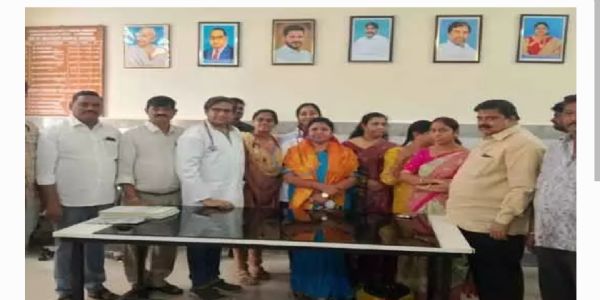 వైద్యులు సమయపాలన పాటిస్తూ ప్రజలకు మెరుగైన వైద్య సేవలు అందించాలి.. సత్తుపల్లి ఎమ్మెల్యే డాక్టర్ మట్టా రాగమయి
