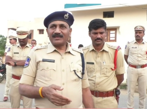 Police Police