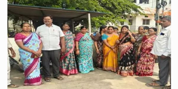 ఆన్లైన్ ట్రేడింగ్ పేరుతో భారీ మోసం
