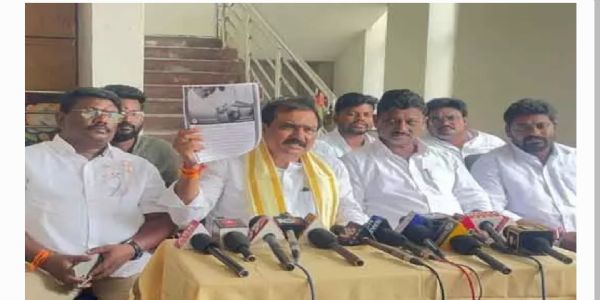 రిమ్స్ ఆసుపత్రి ఘటనపై పూర్తిస్థాయి విచారణ జరపాలి.. ఎమ్మెల్యే పాయల్ శంకర్