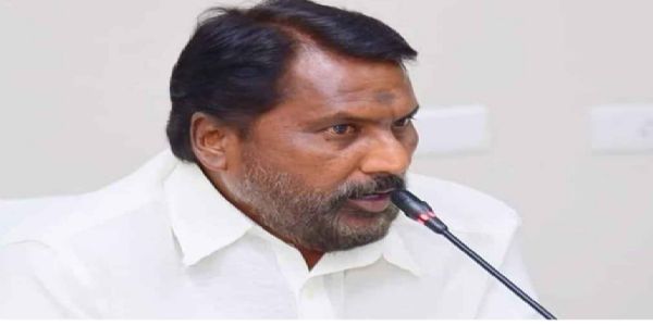 దళితులంటే బీఆర్ఎస్ పార్టీకి చిన్న చూపు..... మంత్రి అడ్లూరి