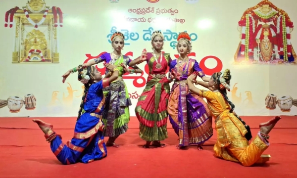 /classical-dance-performances-charm-devotees-at-srisailam-temple- /classical-dance-performances-charm-devotees-at-srisailam-temple-